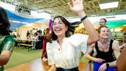 26 04 23 World Evening 090